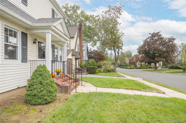 20 Byron Avenue, White Plains, NY 10606