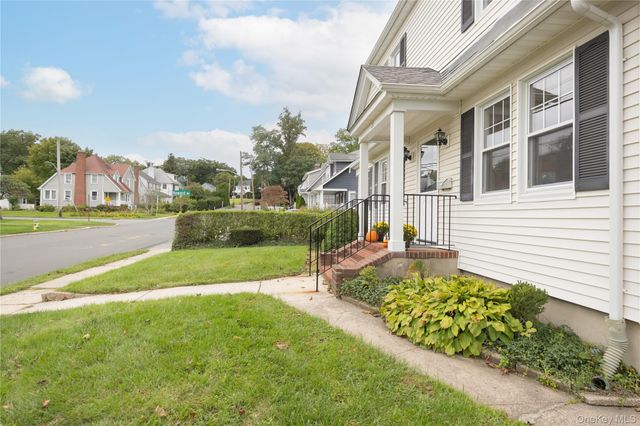 20 Byron Avenue, White Plains, NY 10606