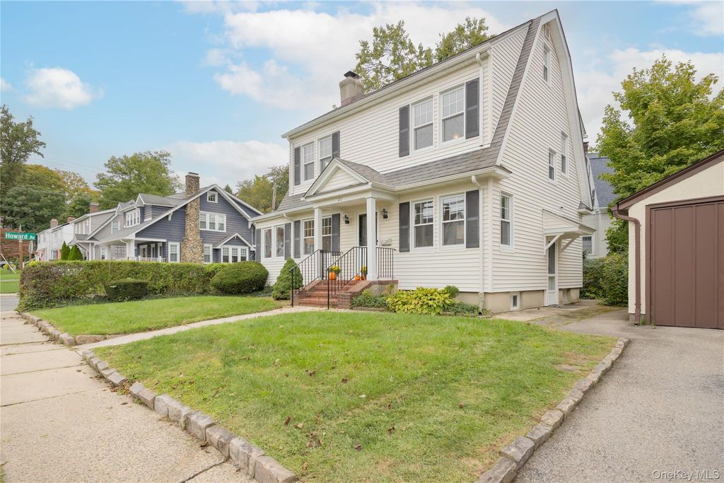 20 Byron Avenue, White Plains, NY 10606 — photo 2