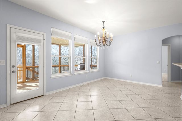 2 Highland Parkway, Bella Vista, AR 72715