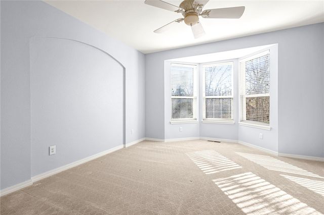 2 Highland Parkway, Bella Vista, AR 72715