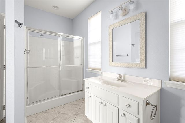 2 Highland Parkway, Bella Vista, AR 72715