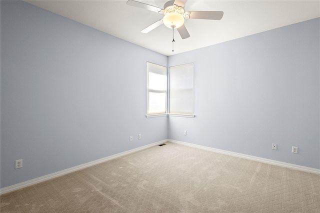 2 Highland Parkway, Bella Vista, AR 72715