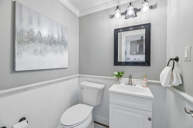 426 N Alfred Street, Alexandria, VA 22314