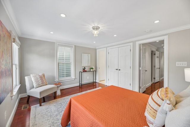 426 N Alfred Street, Alexandria, VA 22314