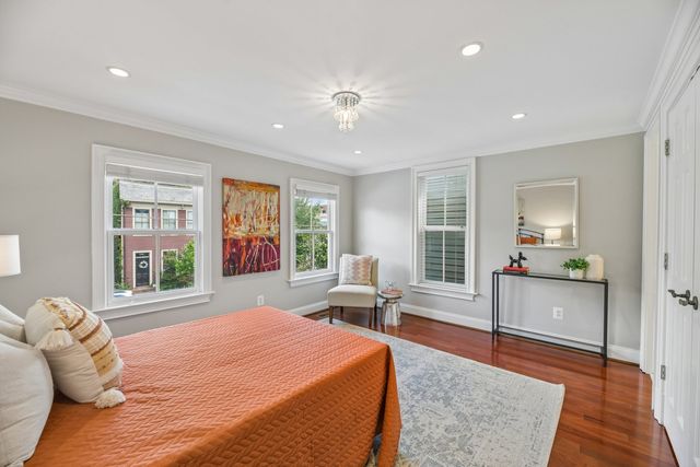 426 N Alfred Street, Alexandria, VA 22314
