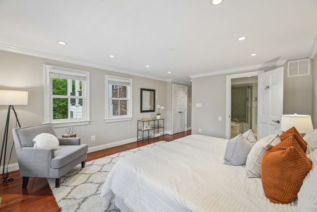 426 N Alfred Street, Alexandria, VA 22314