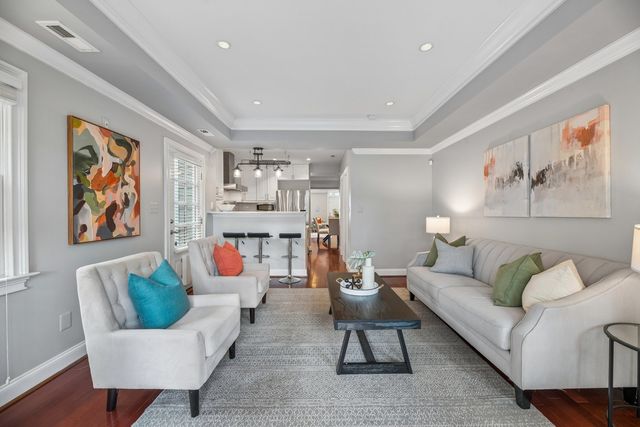 426 N Alfred Street, Alexandria, VA 22314