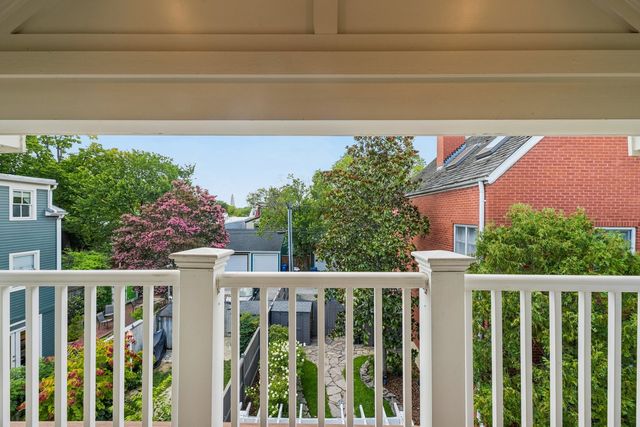 426 N Alfred Street, Alexandria, VA 22314