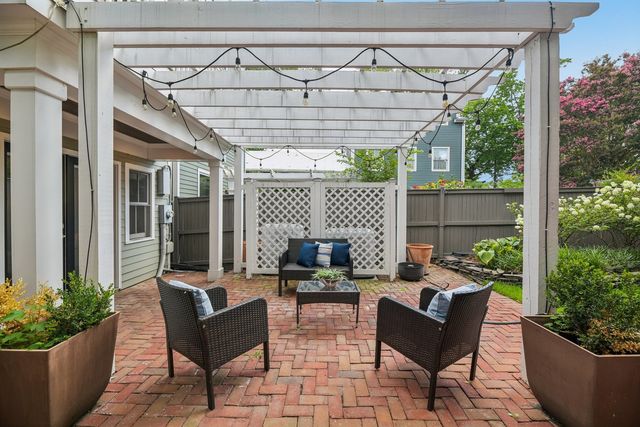 426 N Alfred Street, Alexandria, VA 22314