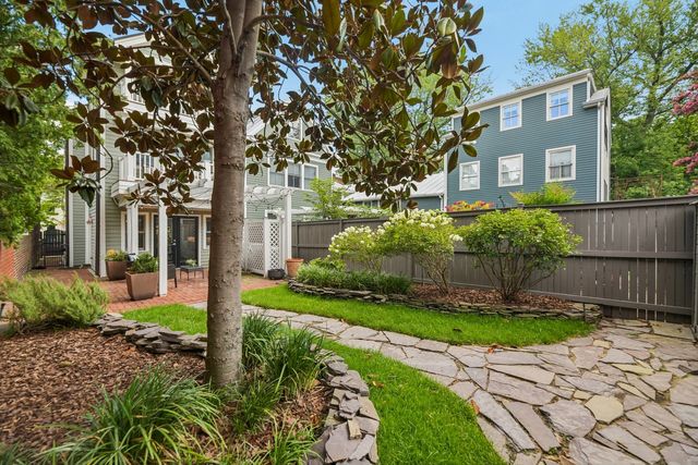 426 N Alfred Street, Alexandria, VA 22314