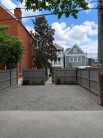 426 N Alfred Street, Alexandria, VA 22314