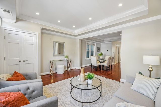 426 N Alfred Street, Alexandria, VA 22314