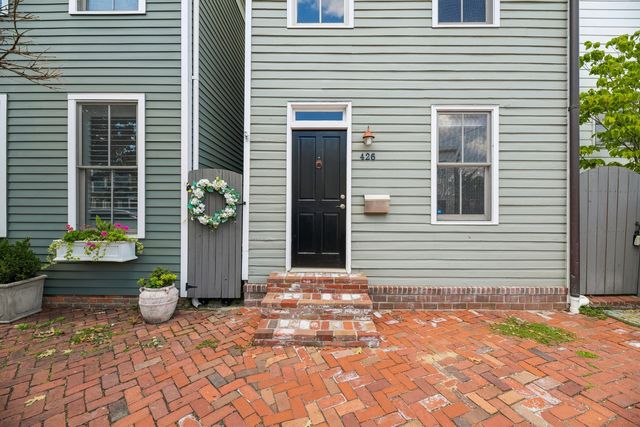426 N Alfred Street, Alexandria, VA 22314