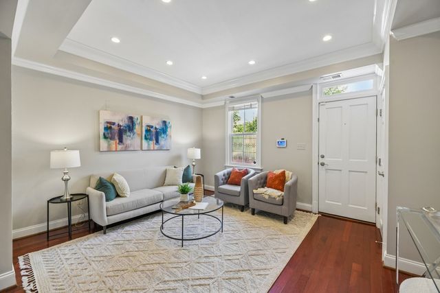 426 N Alfred Street, Alexandria, VA 22314