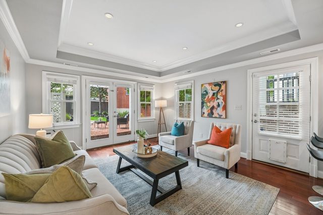 426 N Alfred Street, Alexandria, VA 22314