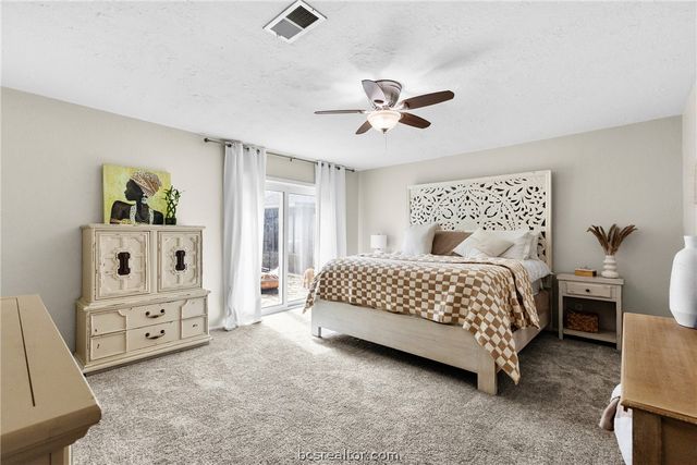 3814 Holly Drive, Bryan, TX 77802