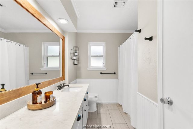 3814 Holly Drive, Bryan, TX 77802