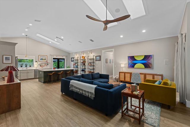 15855 Meadow Wood Drive, Wellington, FL 33414