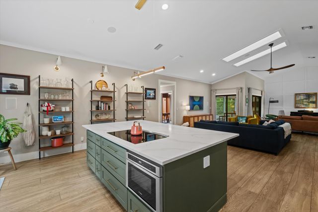 15855 Meadow Wood Drive, Wellington, FL 33414