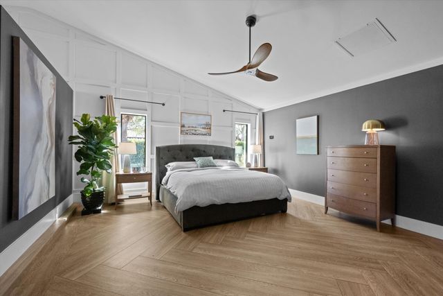 15855 Meadow Wood Drive, Wellington, FL 33414