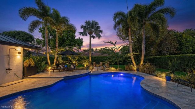 15855 Meadow Wood Drive, Wellington, FL 33414