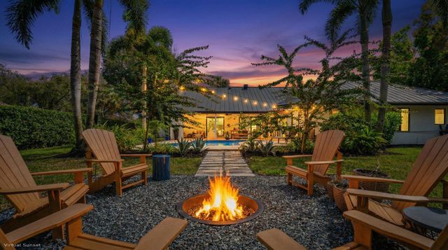 15855 Meadow Wood Drive, Wellington, FL 33414