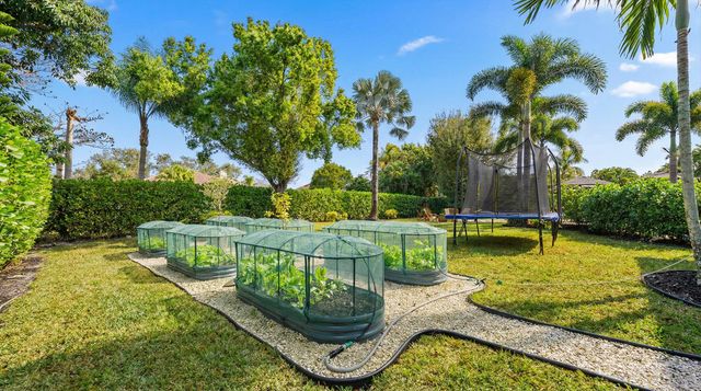 15855 Meadow Wood Drive, Wellington, FL 33414