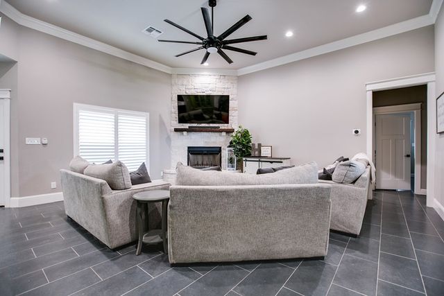 4529 Old Stone Drive, San Angelo, TX 76904