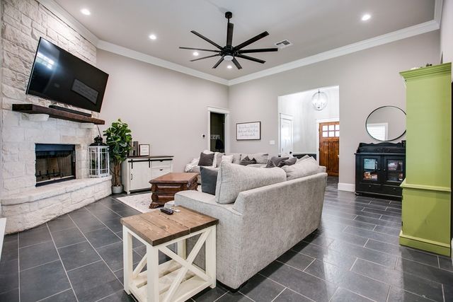 4529 Old Stone Drive, San Angelo, TX 76904