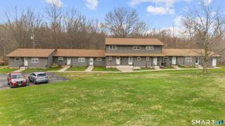 134 Williamstown Court 134, Newington, CT 06111