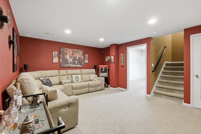 1082 O'Keeffe Avenue, Sun Prairie, WI 53590