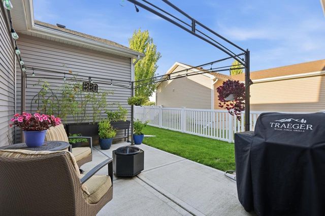 1082 O'Keeffe Avenue, Sun Prairie, WI 53590