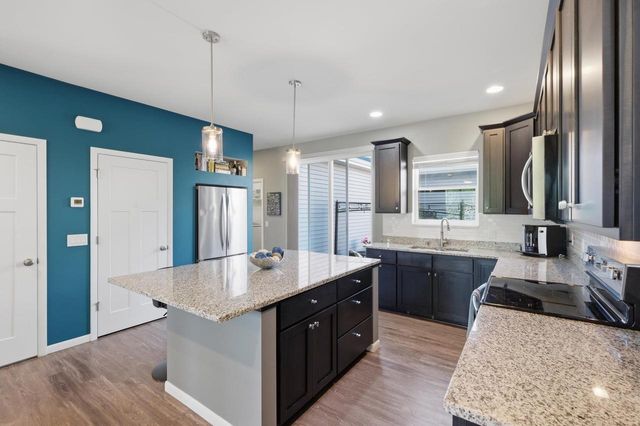 1082 O'Keeffe Avenue, Sun Prairie, WI 53590