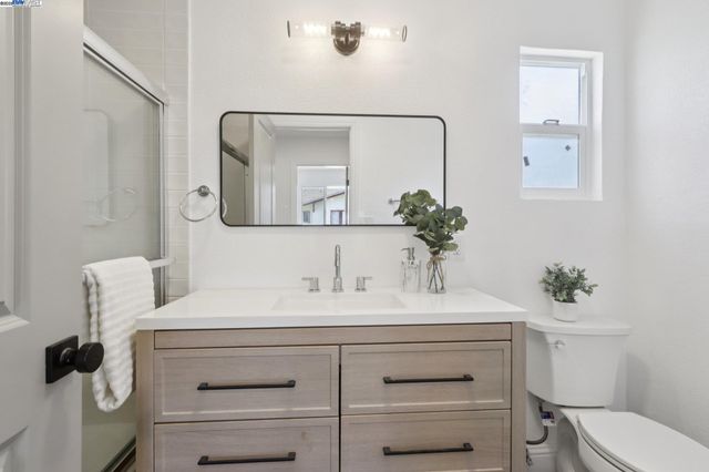 21593 Princeton St, Hayward, CA 94541