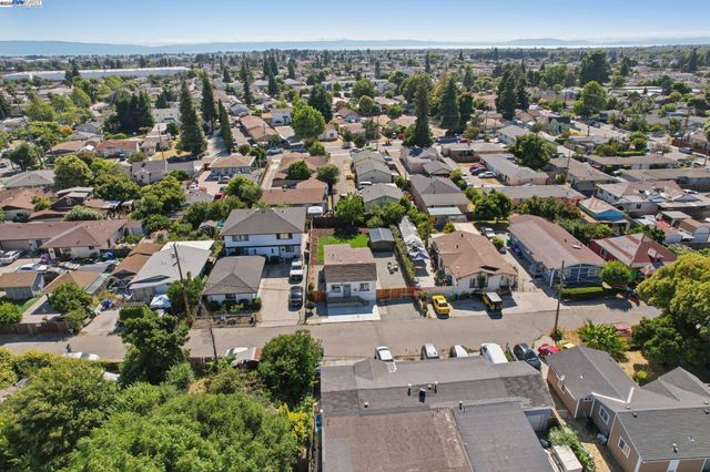21593 Princeton St, Hayward, CA 94541