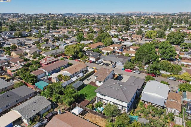 21593 Princeton St, Hayward, CA 94541