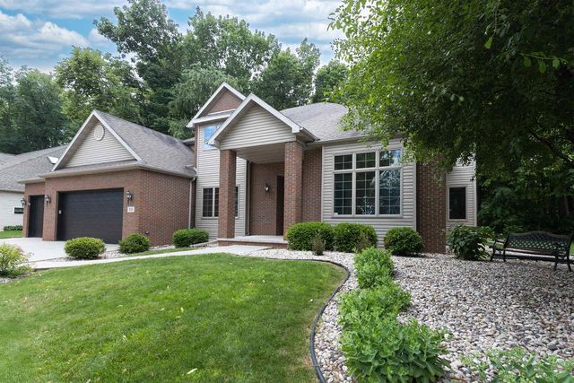 59 BRENTWOOD LANE, Appleton, WI 54915