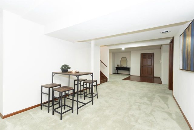 59 BRENTWOOD LANE, Appleton, WI 54915