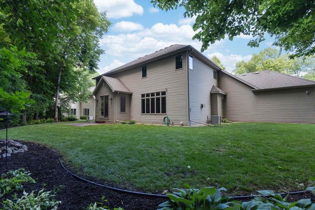 59 BRENTWOOD LANE, Appleton, WI 54915
