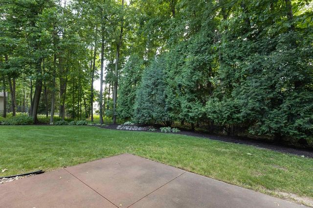 59 BRENTWOOD LANE, Appleton, WI 54915