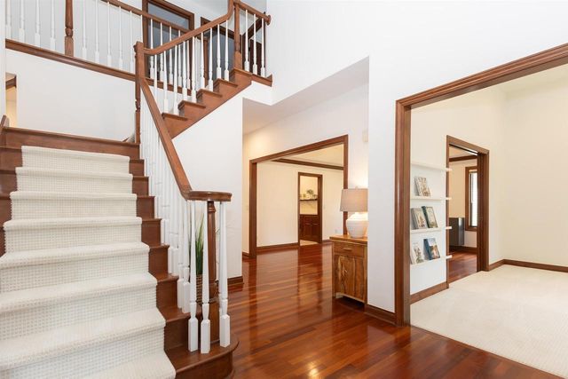 59 BRENTWOOD LANE, Appleton, WI 54915