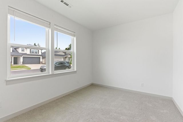 2245 W Jay Ave, Spokane, WA 99208
