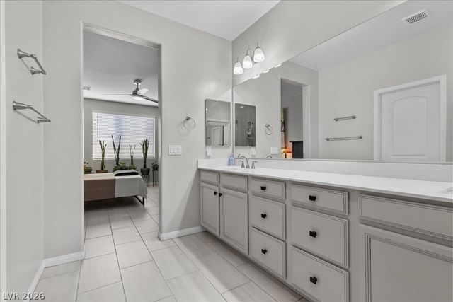 10165 Ferton Lake Avenue, Las Vegas, NV 89178