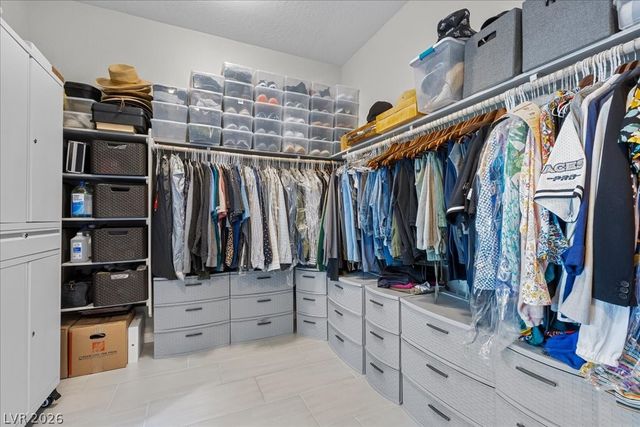 10165 Ferton Lake Avenue, Las Vegas, NV 89178