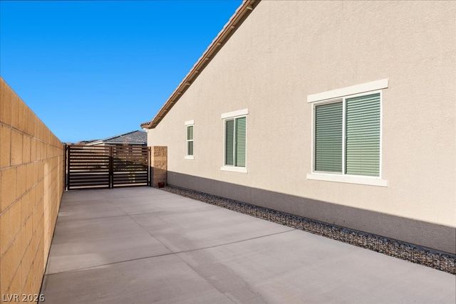 10165 Ferton Lake Avenue, Las Vegas, NV 89178