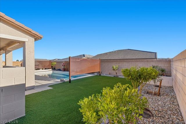 10165 Ferton Lake Avenue, Las Vegas, NV 89178