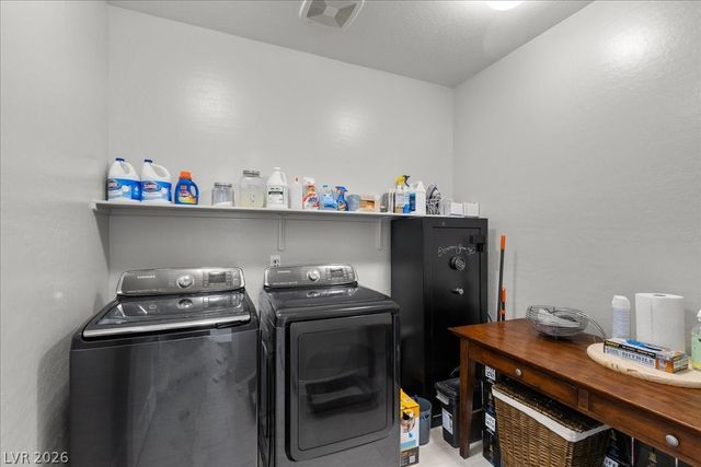 10165 Ferton Lake Avenue, Las Vegas, NV 89178