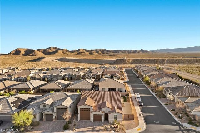 10165 Ferton Lake Avenue, Las Vegas, NV 89178