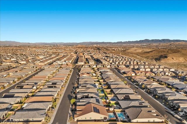 10165 Ferton Lake Avenue, Las Vegas, NV 89178